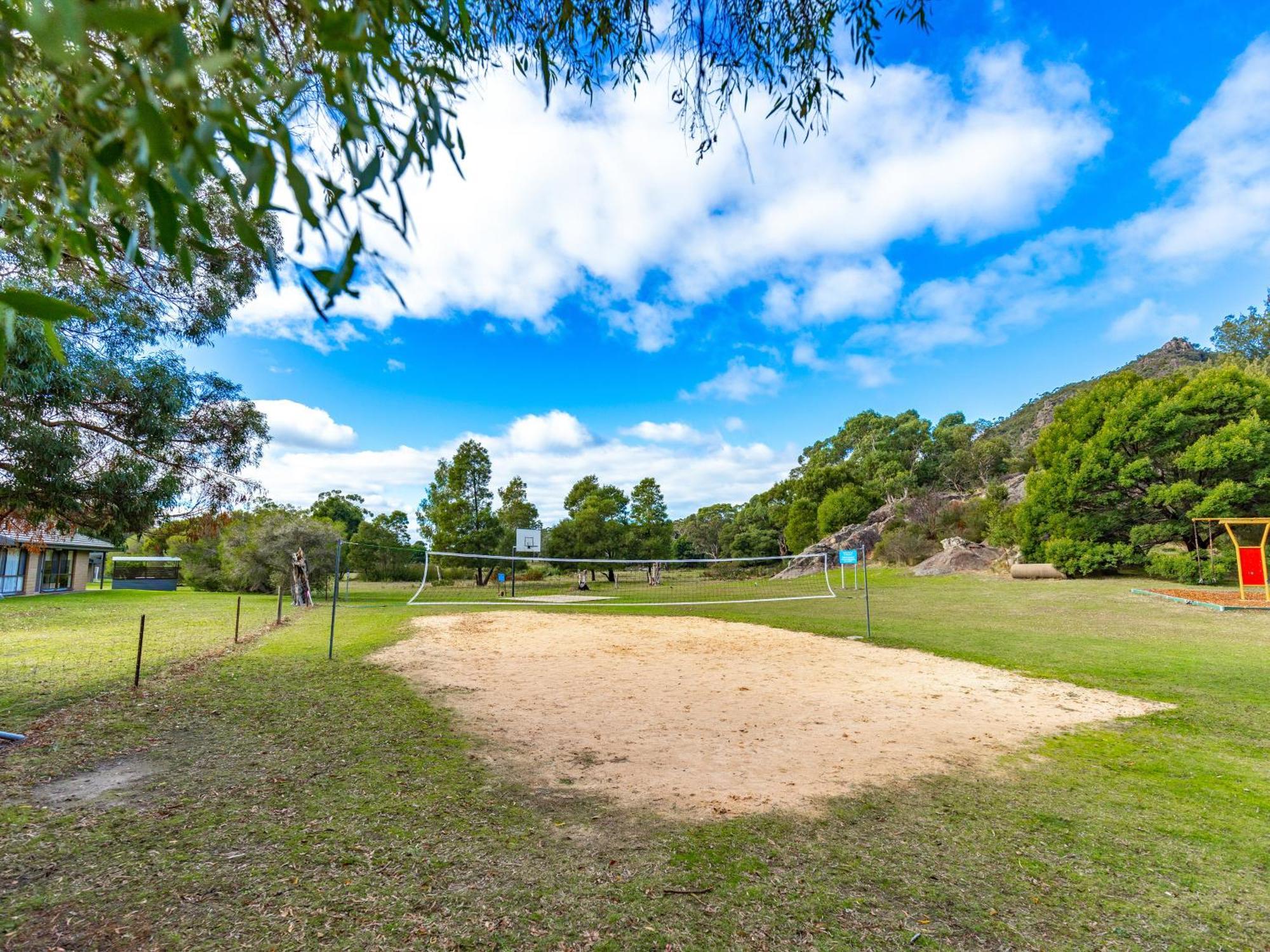 Nrma Halls Gap Holiday Park Esterno foto